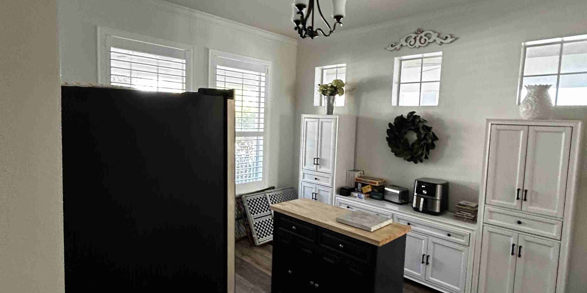 Professional indoor air quality testing in a Tampa home